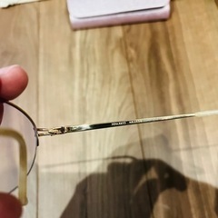 【ニナリッチのメガネ】K18フレームの画像