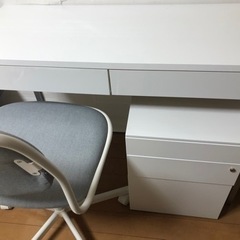 LOWYA デスクの画像