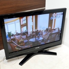 TOSHIBA   32型テレビ　HDD内蔵