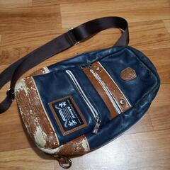 肩掛けバッグの画像