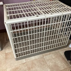 ペットケージ、ドリンクボウルの画像