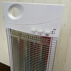 無料！遠赤外線 首振りカーボンヒーター☆2021年製☆動作確認済み☆A0057☆難あり【こちらは店舗です。浜村鹿野温泉ICから3分 買取本舗 宮本リサイクル 営業時間９～１９時 定休日水曜日】の画像