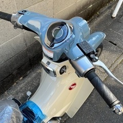 【スーパーカブC125】ホンダ車　新車　グレー　1台限定、販売中❗️若林自転車　浜大津店　SALE❗️の画像