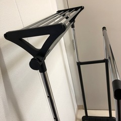 ハンガーラックの画像