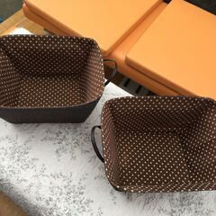 お値下げ【2つで100円】取手付かごバスケット収納 籐？の画像
