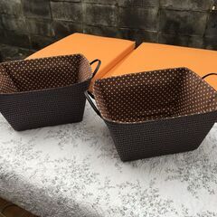 お値下げ【2つで100円】取手付かごバスケット収納 籐？の画像