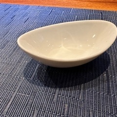 楕円形の小皿18枚セット