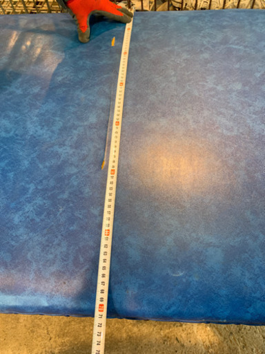 ベッド　レトロ　青