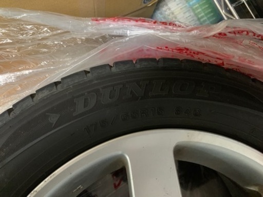 DUNLOP（ダンロップ）WINTER MAXX スタッドレ スタイヤ 175/65R/15 840 4穴 2016年24週目 ホンダ純正ホイール付4本セット