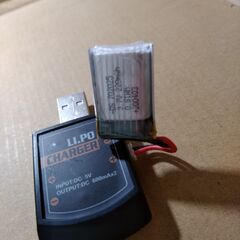【購入者決定済】室内用ドローン　新品　返金保証  SKY X2　DRONEの画像