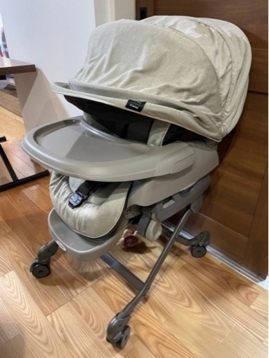 美品　コンビ　電動スウィング　ネムリラ