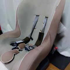 無料　チャイルドシート　タカタ