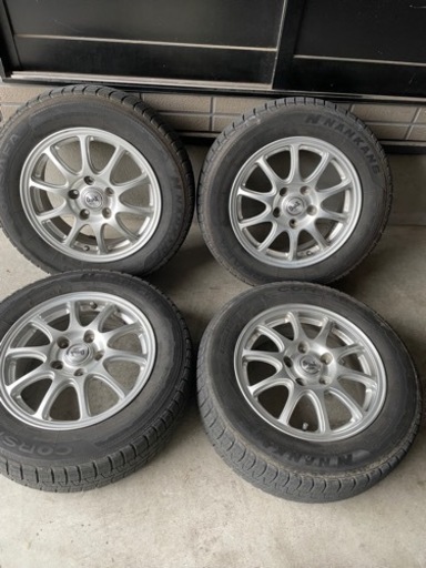ヴォクシー他にスタッドレスアルミ４本セット