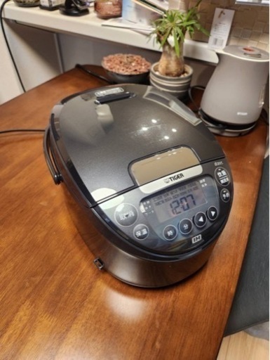 TIGER炊飯器 炊きたて(購入前にご相談ください)