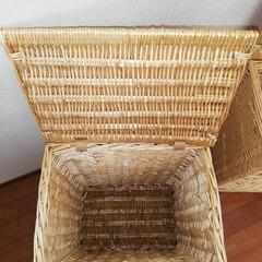 大きなカゴ､籠２つの画像