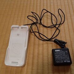 ◆◆◆　KDDI au 純正 卓上ホルダー　アダプタ付き　 KY...