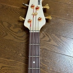 【ジャンク品】YAMAHA ベースギターの画像