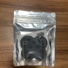 【新品未開封】uka スカルプブラシ　ケンザン