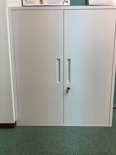 両開きスチール書庫 システム収納庫 キャビネット 美品！