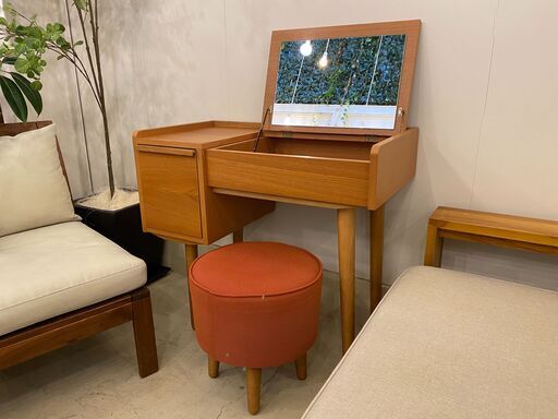 宇都宮でオシャレな家具を探すなら『オトワリバース！』美品 廃盤 ウニコ unico ドレッサー アルベロ ALBERO ブラウン スツール付き デスク 作業台 リビング家具 中古品