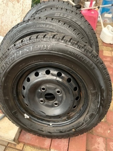 軽自動車　ブリジストン VRX スタッドレス　ダイハツ145/80r13  4本　