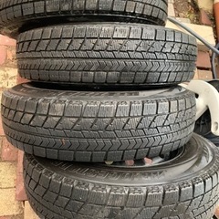 軽自動車　ブリジストン VRX スタッドレス　ダイハツ145/8...