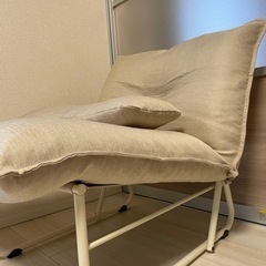 アイアン1人がけソファー クッション付きの画像