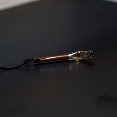 彫金 工芸 極精細煙草根付 タバコ根付 シルバーアクセサリー ピアス