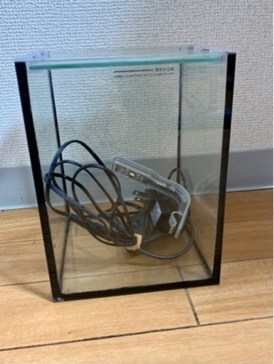 小型水槽、LEDライト（取りに来てくださる方のみ）
