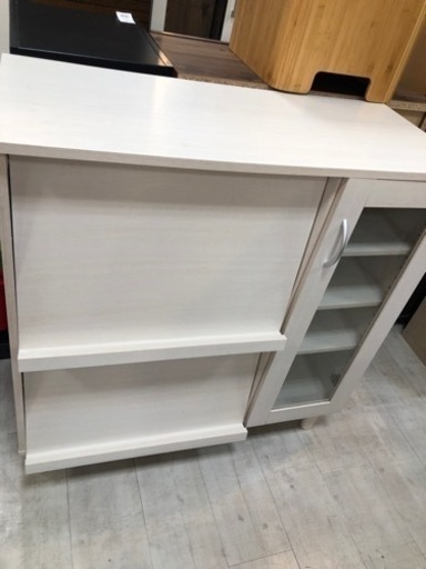 取りに来れる方限定！フラップ扉のレンジ台です！