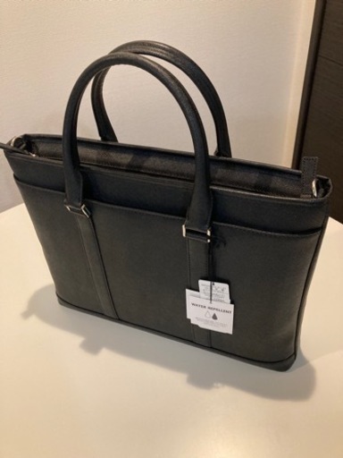 IS/IT ビジネスバッグ ルネス 本革 黒 新品 国産  定価42,900円