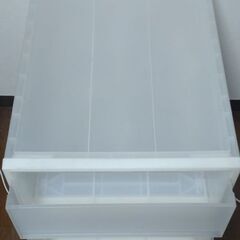 バラバラでも使える滑車付き三段収納ケースの画像