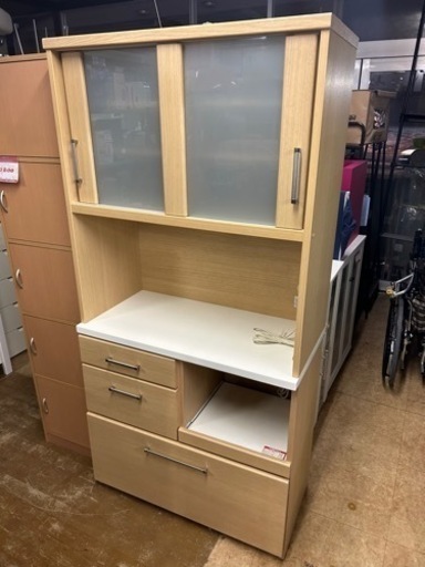 万代店　ニトリキッチンボード 食器棚