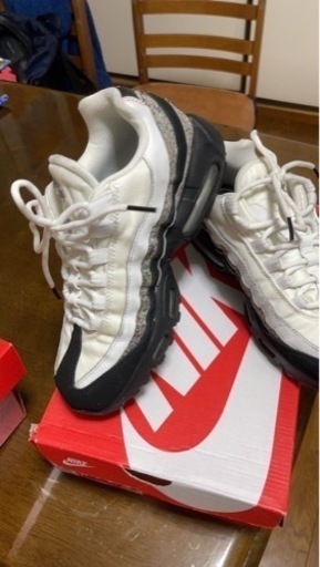 ②美品✨NIKE?スニーカー?