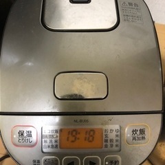 炊飯器　キッチン