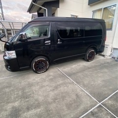 ハイエースワゴン10人乗りの画像