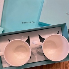 【値下げしました】【新品】ショッパー付き　ティファニー　ブルーリボン　マグカップ tiffanyの画像