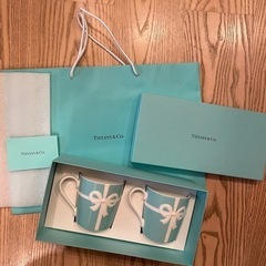 【値下げしました】【新品】ショッパー付き　ティファニー　ブルーリボン　マグカップ tiffany