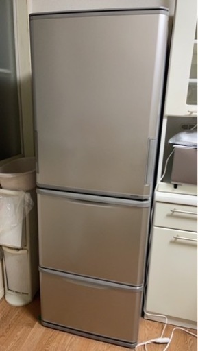 美品　SHARP　冷凍冷蔵庫　SJ-W352D-N   2018年製　容量350L