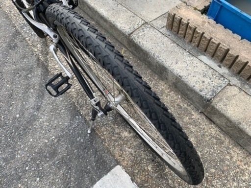 ??　MTB 700c 3x8変速　黒　チェーン　新品　フレーム　アルミ　コンポ　SRAM40