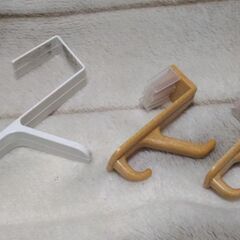 【終了・有難うございました‼】新品鴨居フック2つ&中古ドアフック...