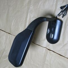 電気スタンド(蛍光灯27W)インバーター照明差し上げます。
