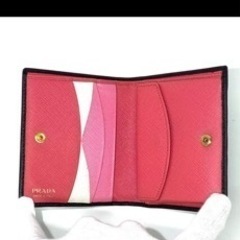 プラダ サフィアーノ 二つ折り財布