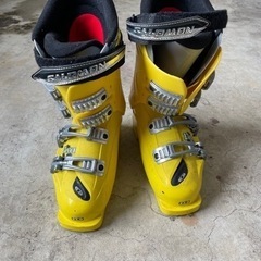 サロモン　スキーブーツ　23センチ
