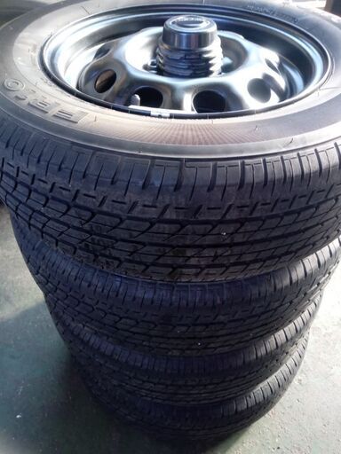 中古タイヤホイールセット４本１８５／７０Ｒ１４