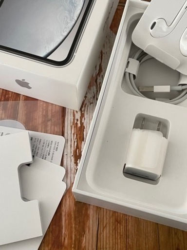 iPhoneXR 64GB ホワイト美品