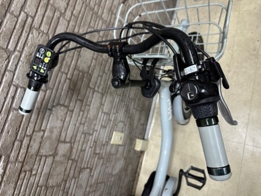 新生活応援SALE 東京23区配達無料　新基準 ブリヂストン ビッケ2  12.8Ah リチウム 電動自転車 中古