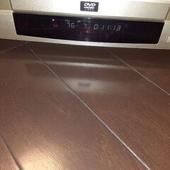 本日限りです！TOSHIBA　REGZA19インチテレビとTOSHIBA　DVDプレイヤー　リモコン付きの画像