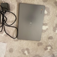 ノートパソコン　タブレットASUS Chrome Book 