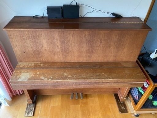 ヤマハ　アンティーク　ピアノ